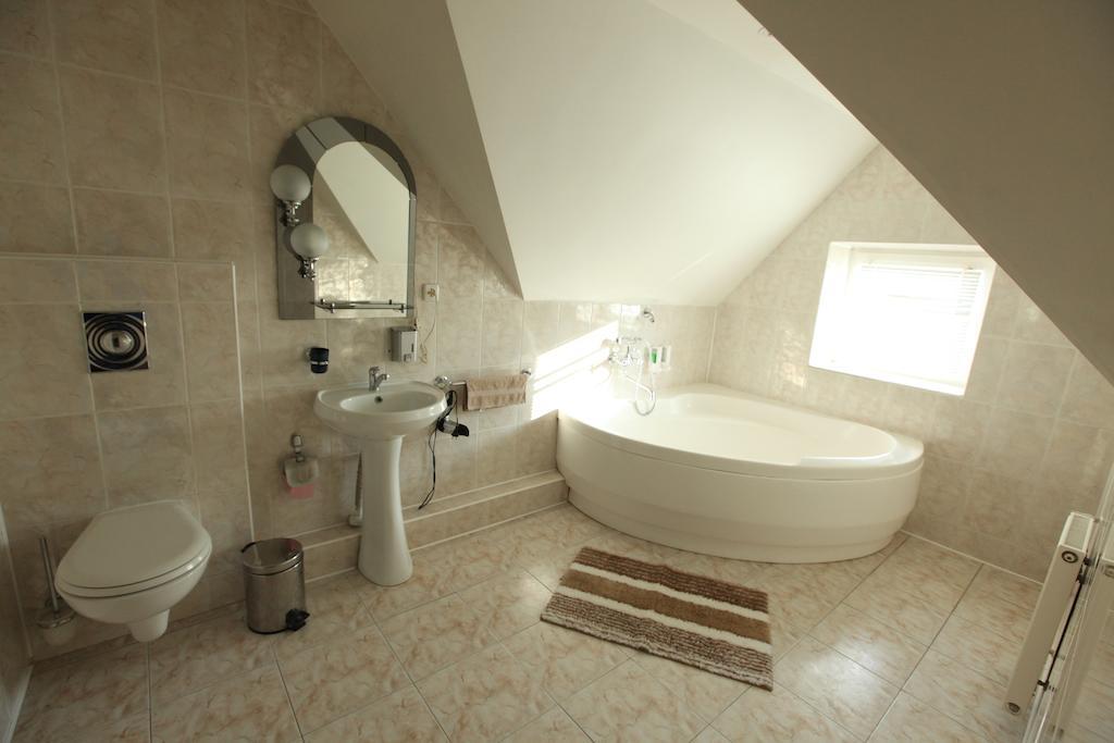 Hotel Kim Mogilev Habitación foto